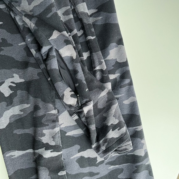 Athleta Camo Lux Balance Dress Black Womens Large Tall - Picture 15 of 15